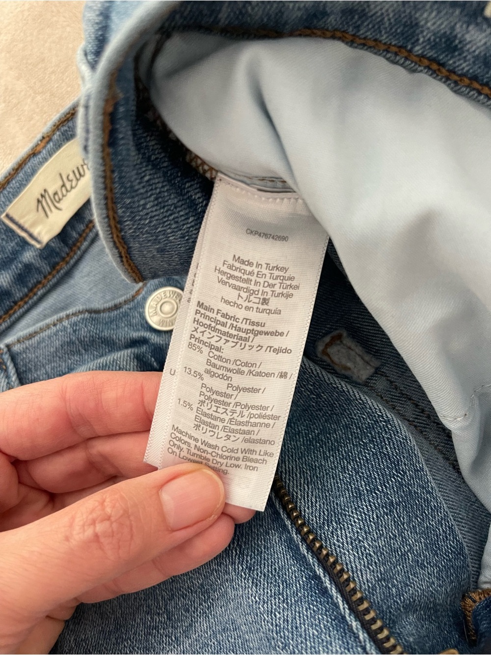Madewell Mid-rise kick out jeans - Picture 5 of 6